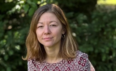 Sofalesung mit Malwina Ledniowska, Moderation: Andri Bänziger